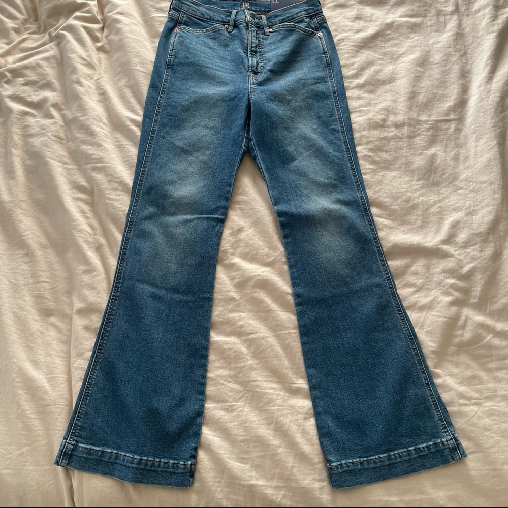 GAP high rise flare jeans 8/29 - Picture 4 of 4
